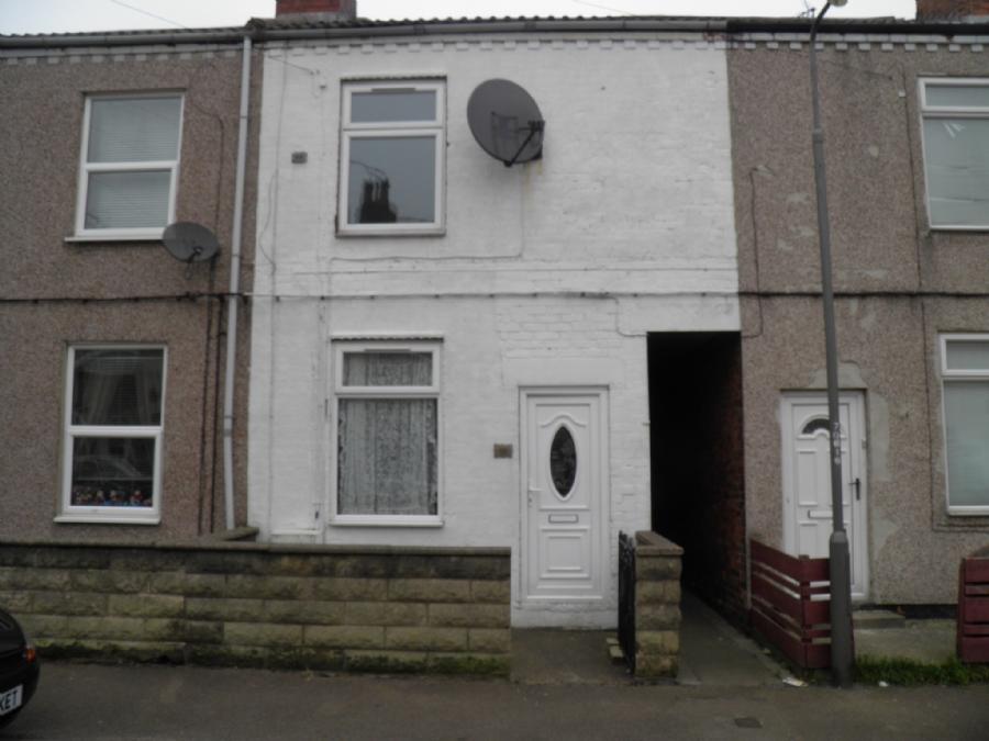 SELWYN STREET, BOLSOVER, CHESTERFIELD 3 bed terraced house to rent £