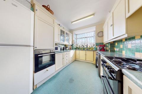 98 Cedar Road, Northampton, NN1 4RW