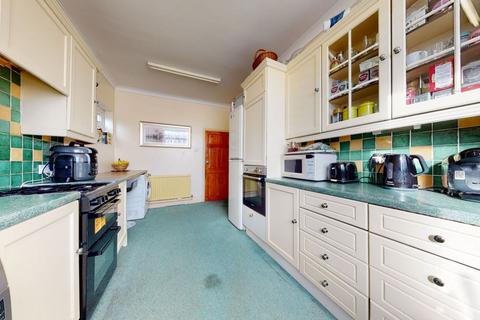 98 Cedar Road, Northampton, NN1 4RW
