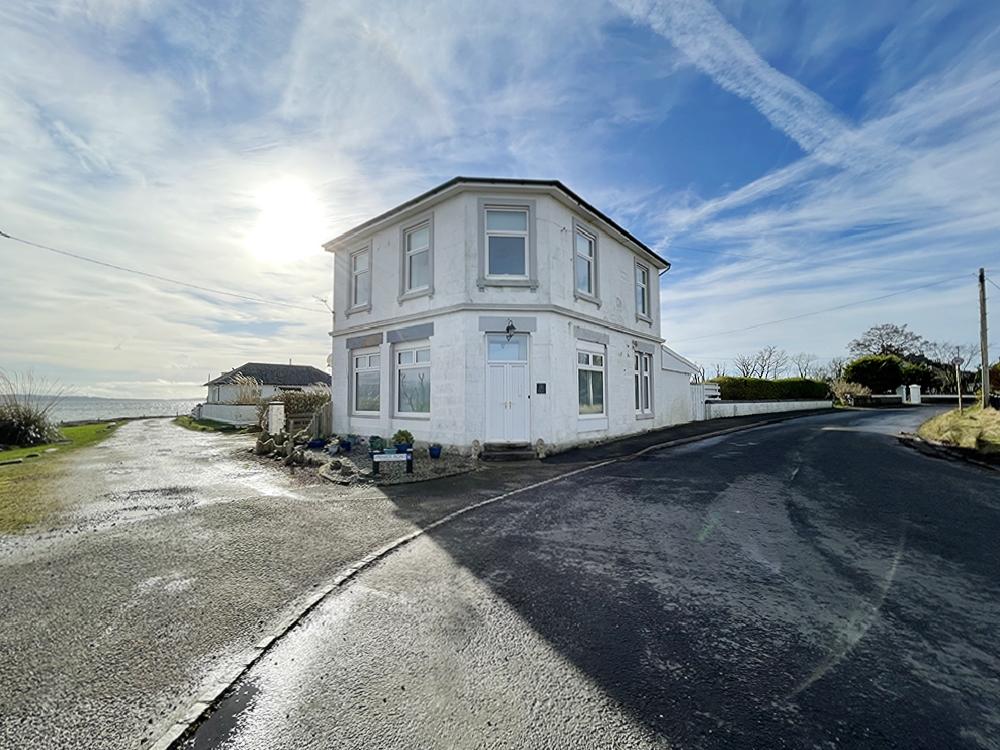 Lighthouse Road, Toward, Argyll and Bute, PA23 4 bed detached house for