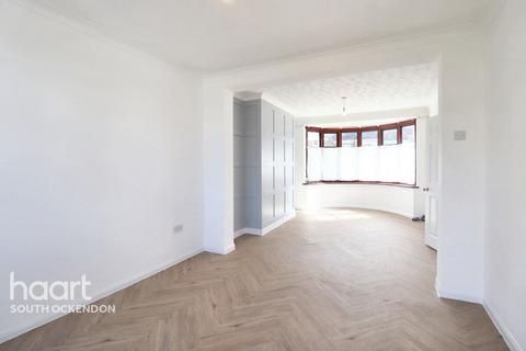 37 Lowlands Road, Aveley, South Ockendon, RM15 4ED