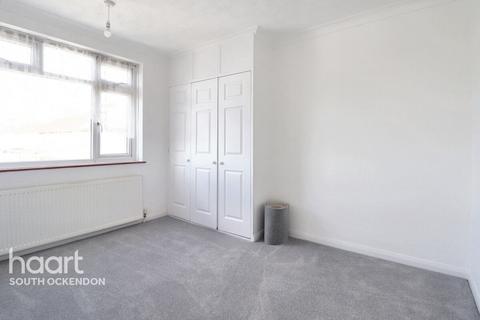 37 Lowlands Road, Aveley, South Ockendon, RM15 4ED