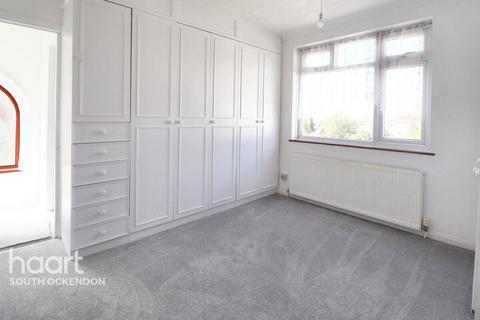 37 Lowlands Road, Aveley, South Ockendon, RM15 4ED
