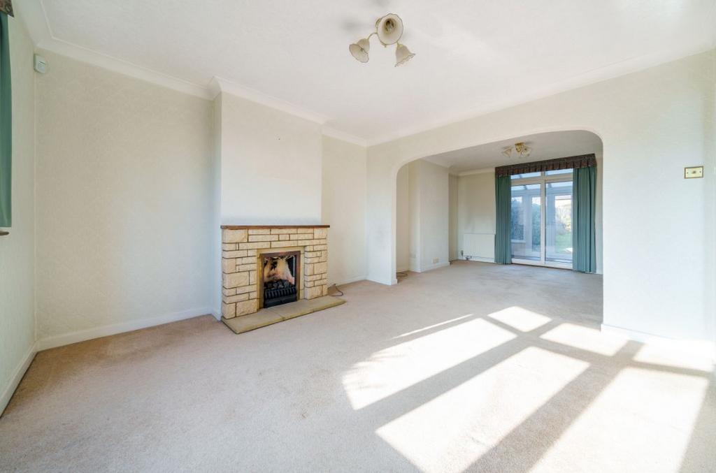 Elstow Road, Kempston, Bedford 3 bed semidetached house £325,000