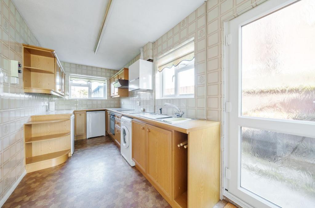 Elstow Road, Kempston, Bedford 3 bed semidetached house £325,000
