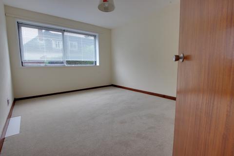 2 bedroom flat to rent, Longmead Court   Havant   UNFURNISHED