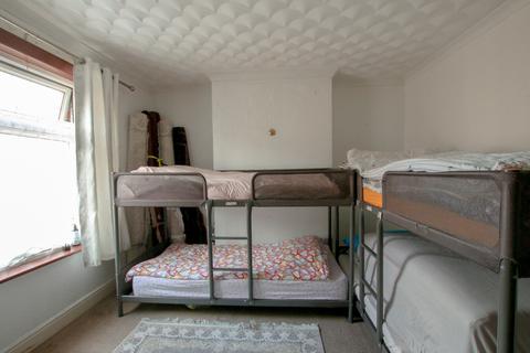 1 Howards Grove, Shirley, Southampton, SO15 5PR