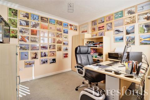 16 Brompton Gardens, Maldon, CM9 6YU