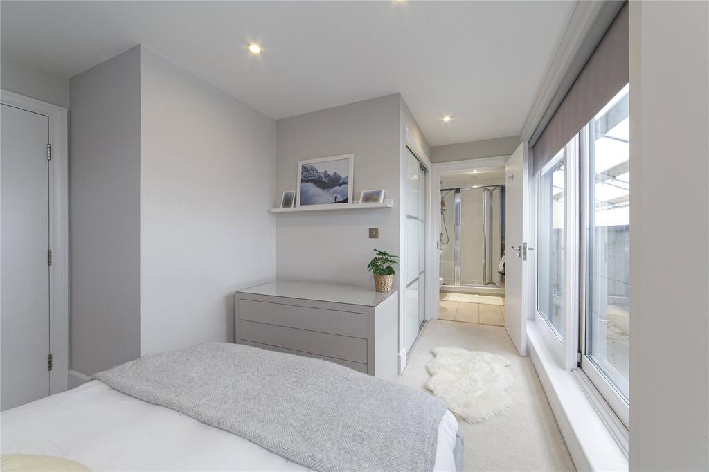 Angel Wharf, 56 Eagle Wharf Road, London 2 bed flat £750,000
