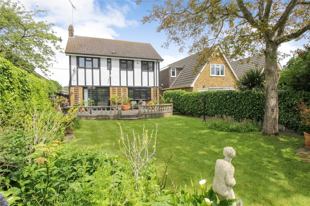 Brentwood Road, Ingrave, Brentwood, Essex, CM13 5 bed detached house