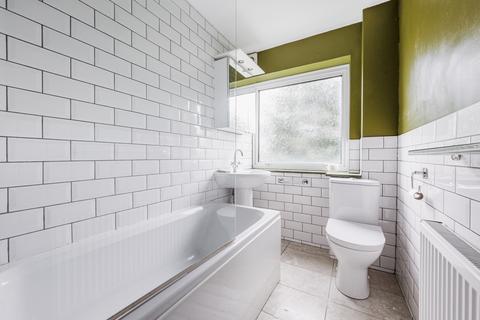 30 Balmain Close, London, W5 5BY