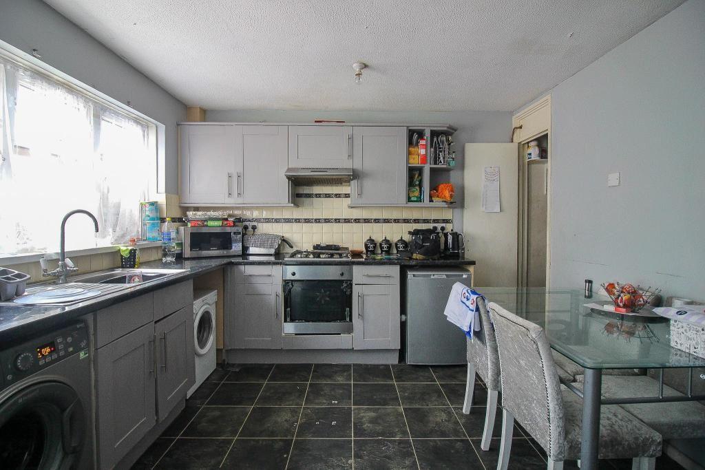 Hercules Street, City, Portsmouth... 3 bed townhouse £195,000