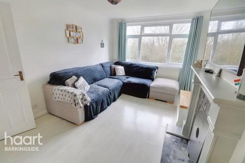 8 Walden Way, Ilford, IG6 3BH