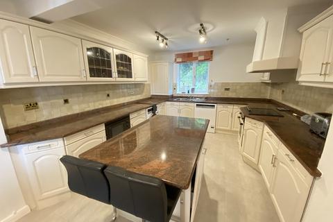 2 bedroom apartment to rent, Crawshay Court, Langland Bay Road, Langland, SA3