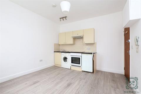 Flat D, 116 Allison Road, London, N8 0AS