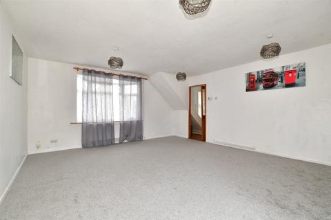 8 Baylis Walk, Crawley, RH11 9LB
