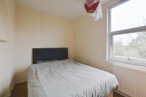 30 Dursley Road, Trowbridge, BA14 0NP