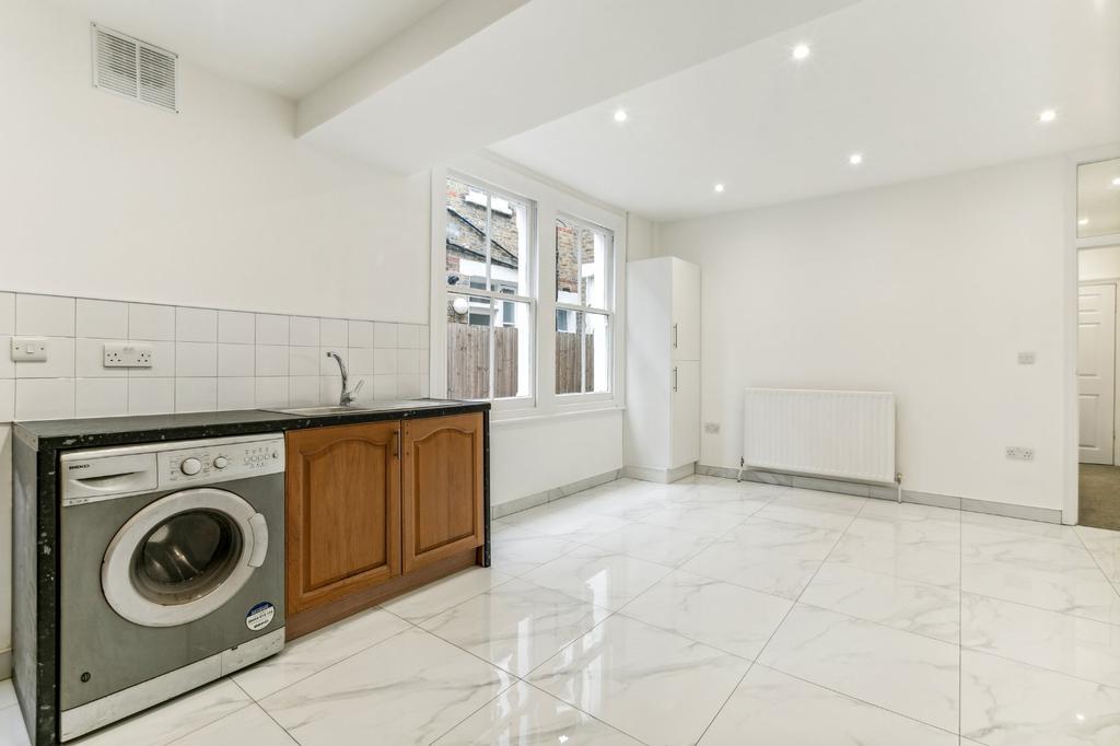 Kitchen/Living Space