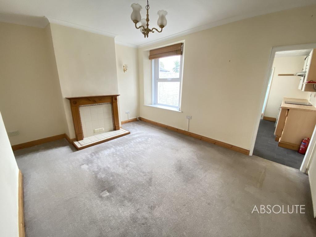 Langs Road, Paignton, TQ3 3 bed terraced house £1,050 pcm (£242 pw)