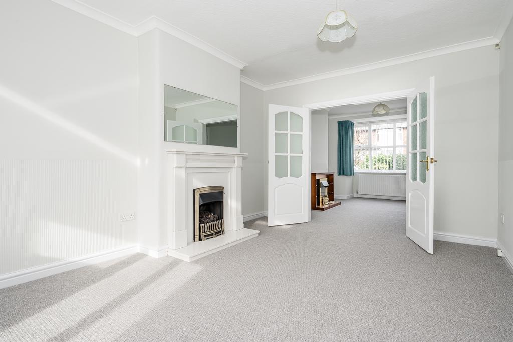 Gunning Avenue, Eccleston, St Helens... 3 bed semidetached house £