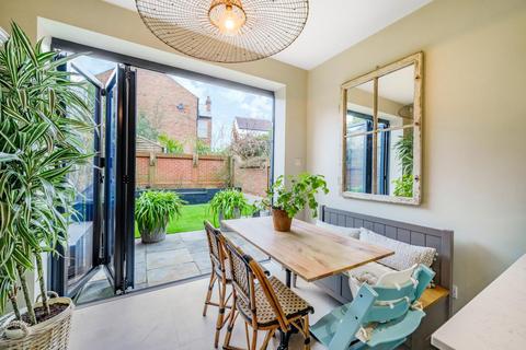 47 Preston Road, London, SE19 3HG