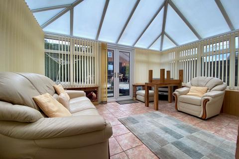 17 Avebury Way, Northampton, NN4 0QD