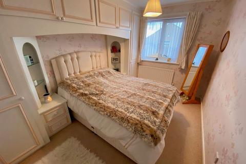17 Avebury Way, Northampton, NN4 0QD