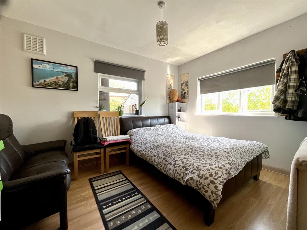 Bedroom 2 29/4