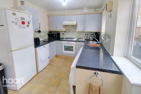 92 Challinor, Church Langley, Harlow, CM17 9XD