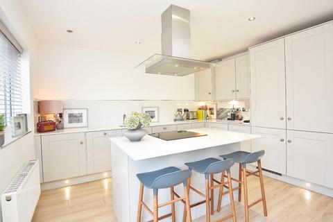 32 Brookfield Garth, Hampsthwaite, Harrogate, HG3 2EB