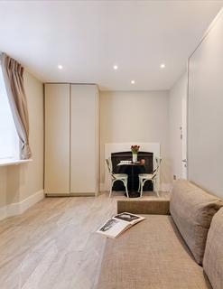 Flat to rent, York Street, London W1H