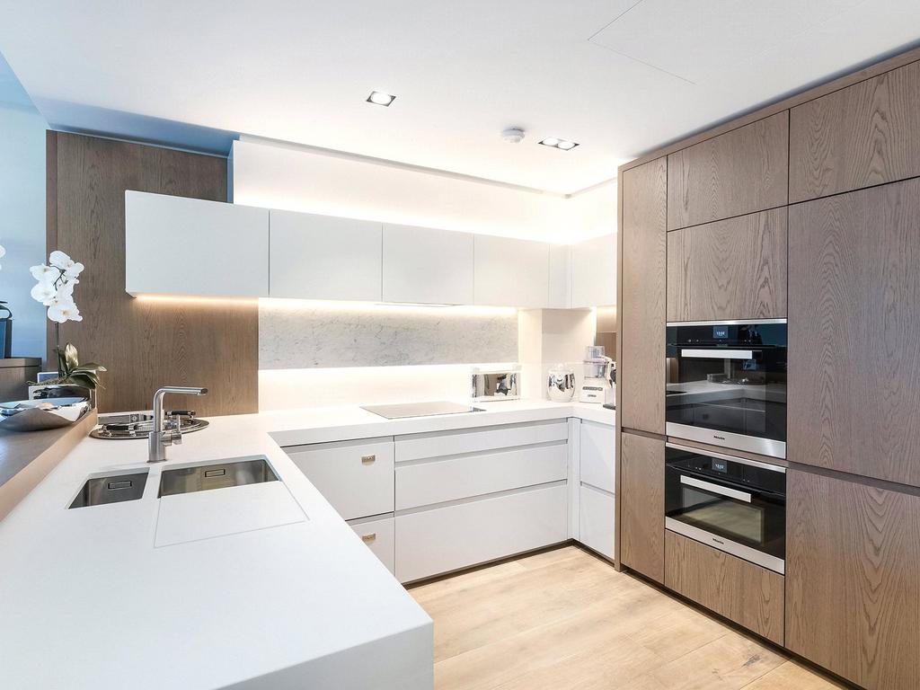 Pearson Square, Fitzroy Place, Fitzrovia, W1T 3 bed apartment for sale