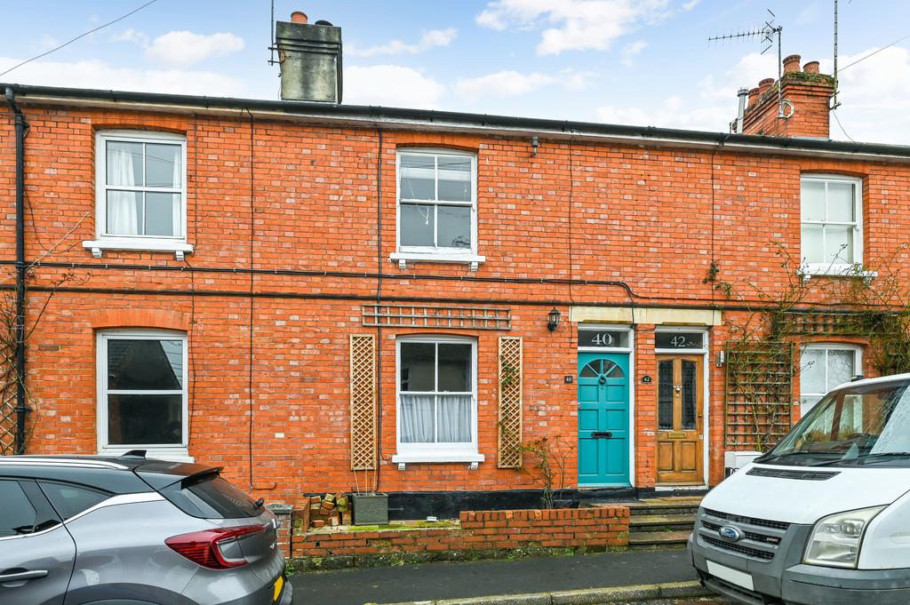 Bow Street, Alton 3 bed terraced house £1,350 pcm (£312 pw)