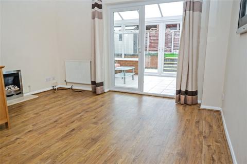 2 bedroom semi-detached house to rent - Inglesham Close, Manchester, M23