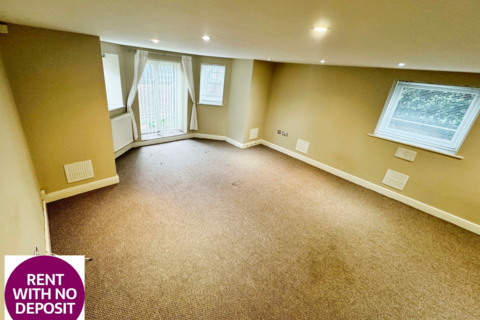 2 bedroom flat to rent, Clarendon Road, Sale, Greater Manchester, M33