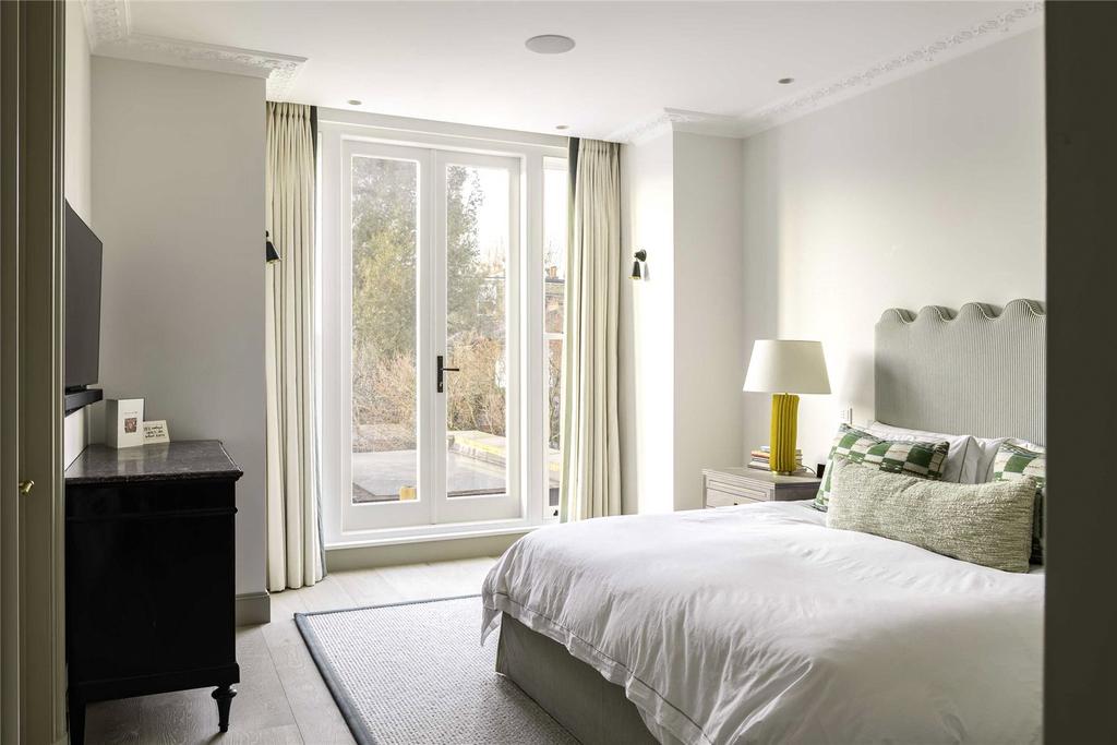 Principle Bedroom