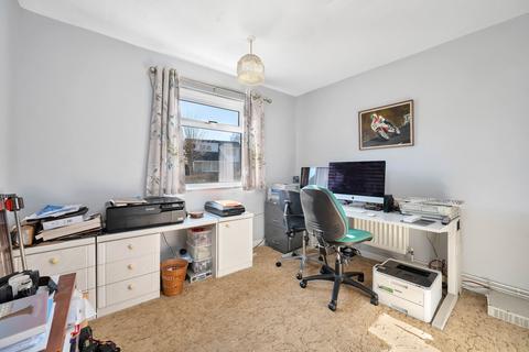 55 Walcot Walk, Peterborough, PE3 9QF