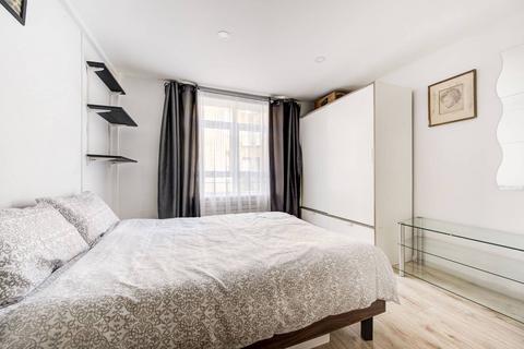 2 bedroom flat for sale, Wyfold Road, Munster Village, London, SW6