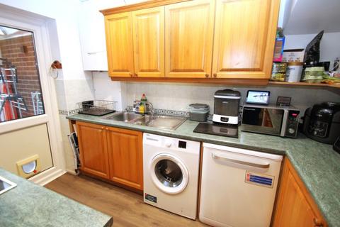 undefined, Walton-on-Thames, Surrey, KT12