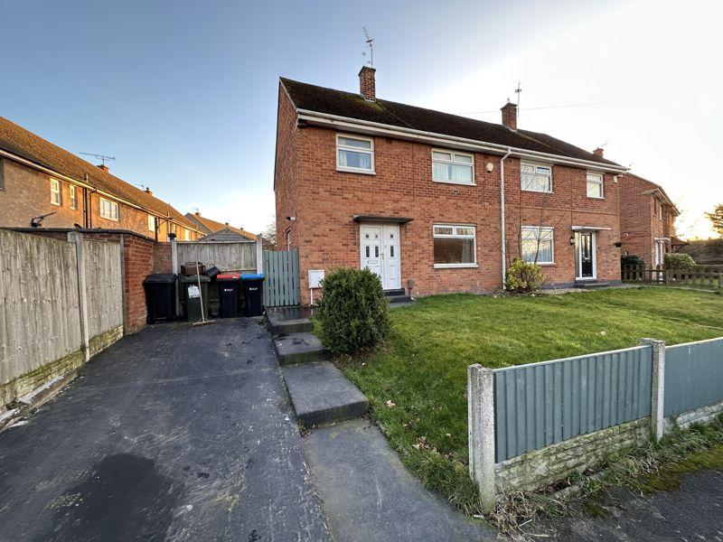 Bracken Road, Great Sutton 3 bed semidetached house for sale £160,000