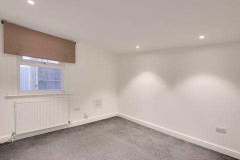 Flat 2, 100 Waddon Road, Croydon, CR0 4JG