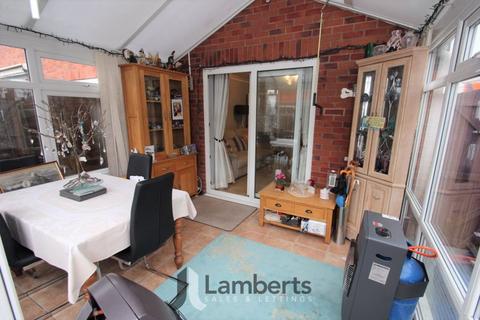 6 Manse Gardens, Studley, B80 7NF
