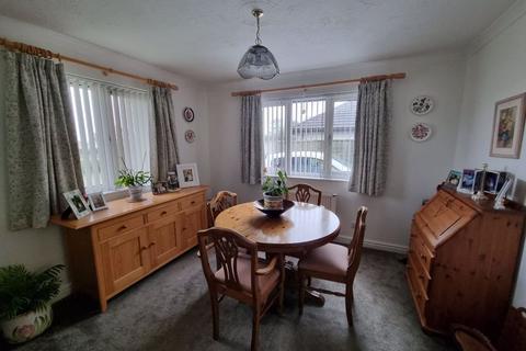 Fircroft Forth Coth, Carnon Downs, Truro, TR3 6GA
