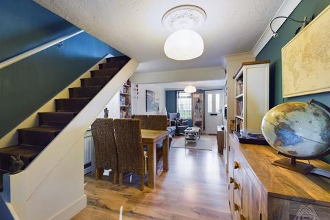 7, Knowlton Cottages South Road, South Ockendon, RM15 6DS