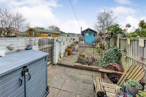 7, Knowlton Cottages South Road, South Ockendon, RM15 6DS