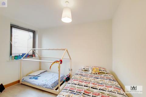 undefined, Wendell Mews, London, W12