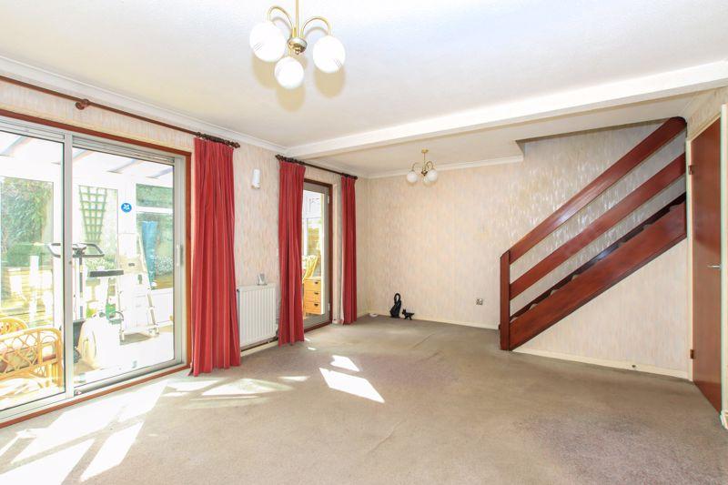 Wootton Drive, Hemel Hempstead 3 bed terraced house for sale £350,000