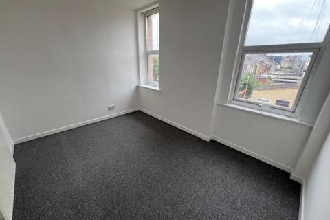 2 bedroom apartment to rent, Peel Road, Bootle