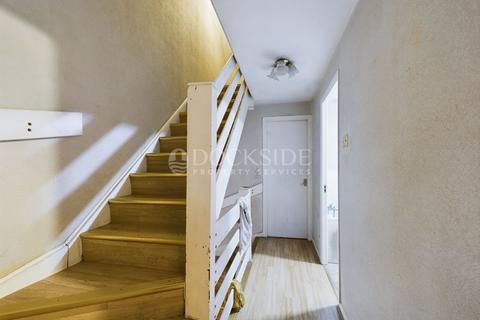 41 Emerald Close, London, E16 3TS
