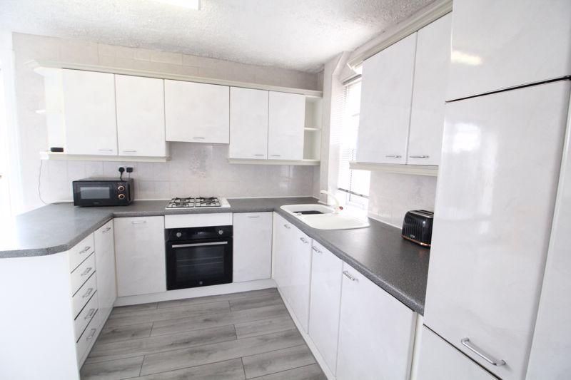 Lulworth Avenue, Jarrow 3 bed semidetached house £140,000